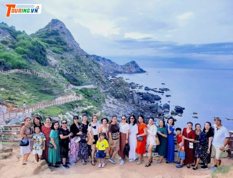 Tour Team Building Quy Nhơn – Bao Gồm Xe, Dịch Vụ Và Tổ Chức Chuyên Nghiệp